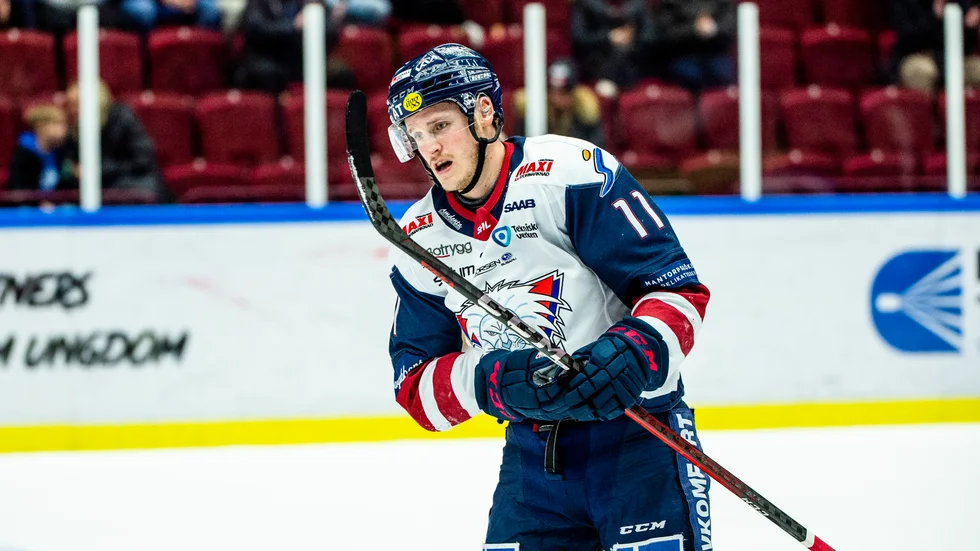 Henrik Törnqvist är uttagen i Tre Kronor.