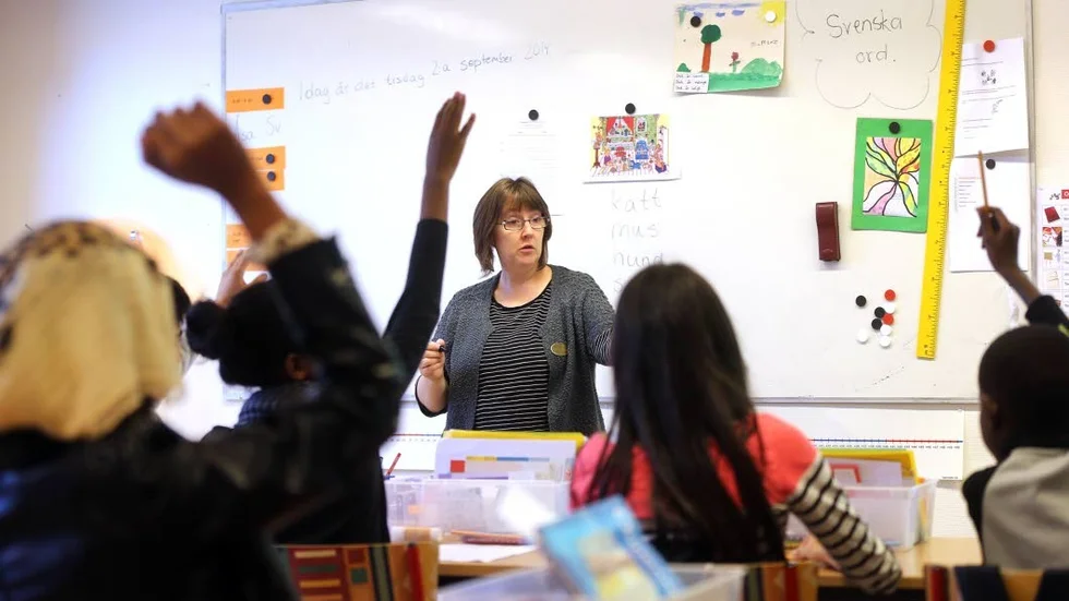 Undervisning. Nyanlända ska lättare få plats på en friskola.