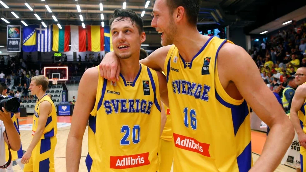 Eftersom Euroleague inte tar hänsyn till Fibas tävlingskalender missar Marcus Eriksson den viktiga EM-kvalmatchen mot Vitryssland på torsdag.