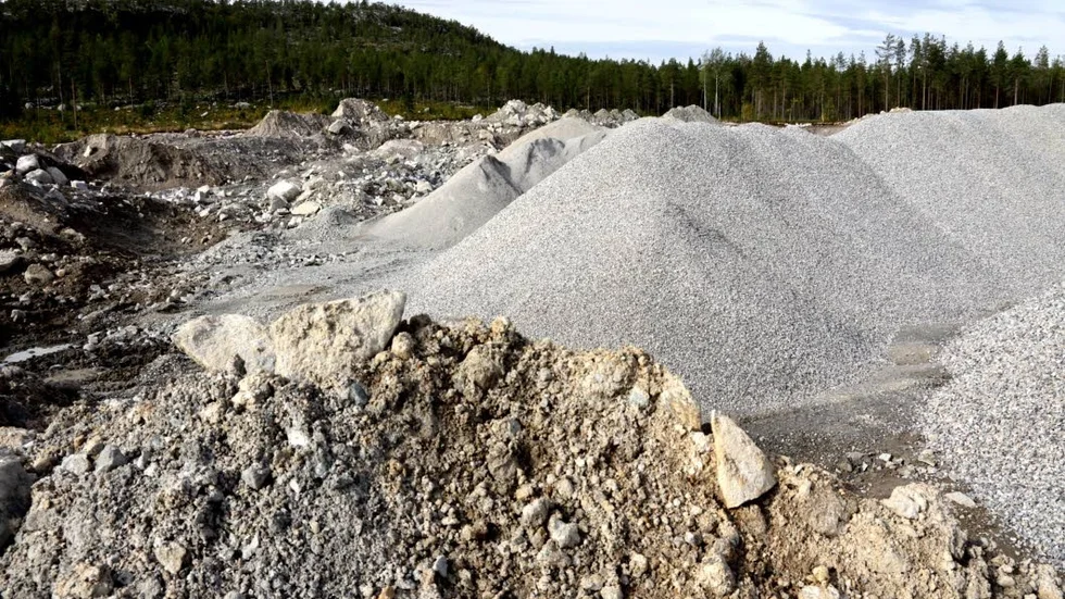 Så här kan en bergtäkt se ut.  En liknande vill Swerock skapa inför bygget av vindkraftsparken i Blåsmark men Länsstyrelsen vill inte ge bolaget förlängt tillstånd. (Arkivbild).