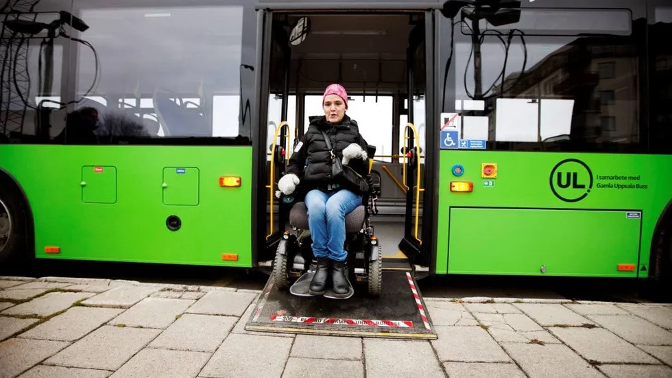 Kan krångla. Sofia Wångmar tycker att det oftast fungera bra att åka buss, men ibland är det krångel med rampen.