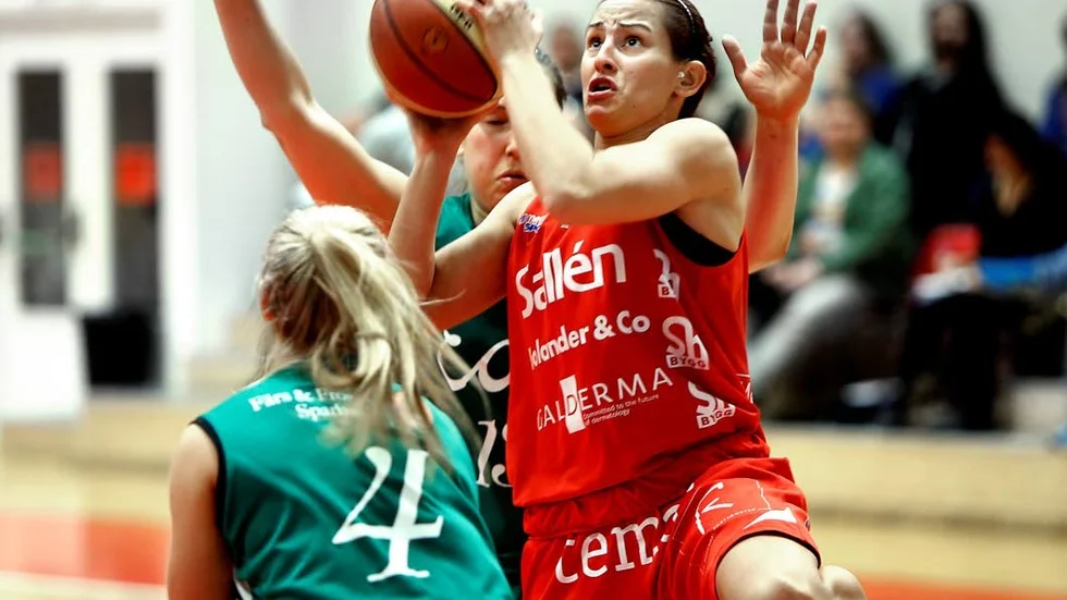 Enkelt. Jovana Vidakovics Sallén körde över Eos i Rosendalshallen.