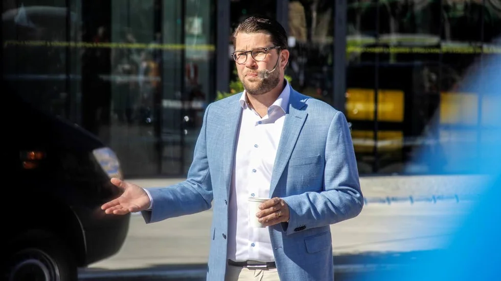 "Nej, jag vill inte kasta ut alla invandrare som alla påstår, men vi behöver en riktig integrationspolitik", säger Jimmie Åkesson.