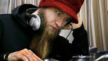 Nils Jansson tycker illa om hiphop som doftar för mycket champange.