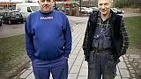 Arbetskamraterna Lennart Wiklund och Bengt Sandberg från By kyrkby berömmer sjukvården i Uppsala.
