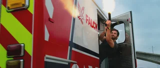 Filmrecension: Blåljus-action med extra allt
