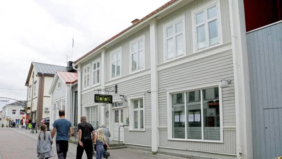 Till salu. Omkring ett år efter den förra försäljningsomgången är Krokodil till salu igen.