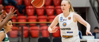 Coachen om Västervikstjejen: "Tillsammans med hennes positiva personlighet kommer det att vara en riktig tilllång för laget i år"