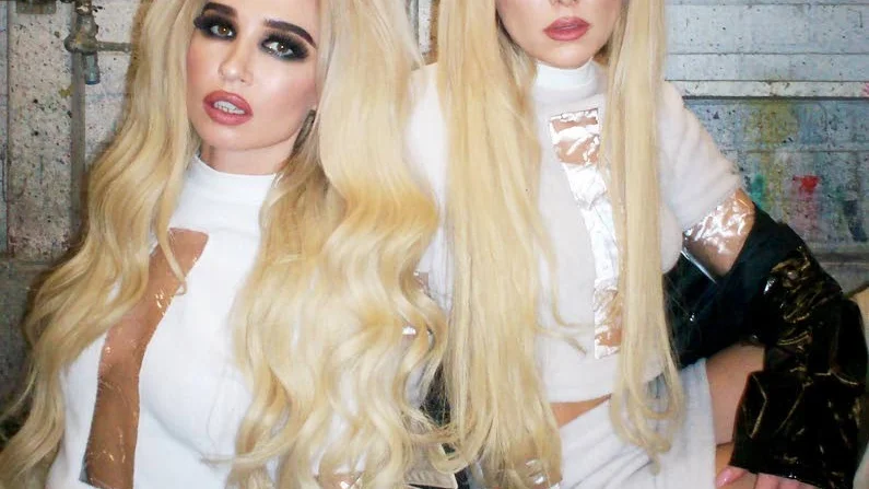 Rebecca & Fiona kommer till Furuviksparken i sommar.
