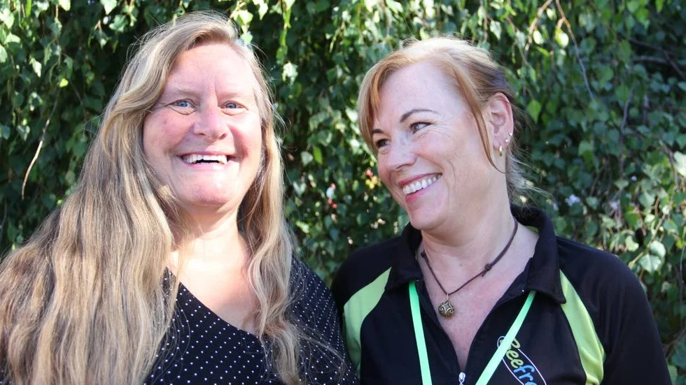 Hillevi Söder och Pernilla Jansdotter arrangerar årets Hälsomässa i Tierp.