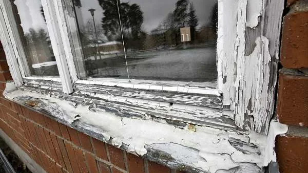 Tomma hus på Ulleråkerområdet.
BUP