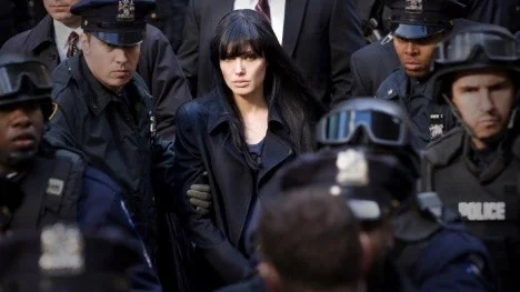 Angelina Jolie  som Evelyn Salt actionthrillern Salt.