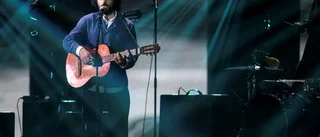 Tillbakalutad José González