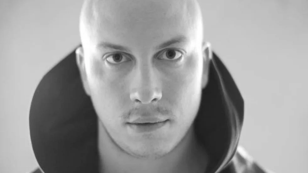 Musikproducent. Magnus Lidehäll har tillsammans med Vincent Pontare, Salem Al Fakir och Avicii producerat Madonnas senaste skiva.