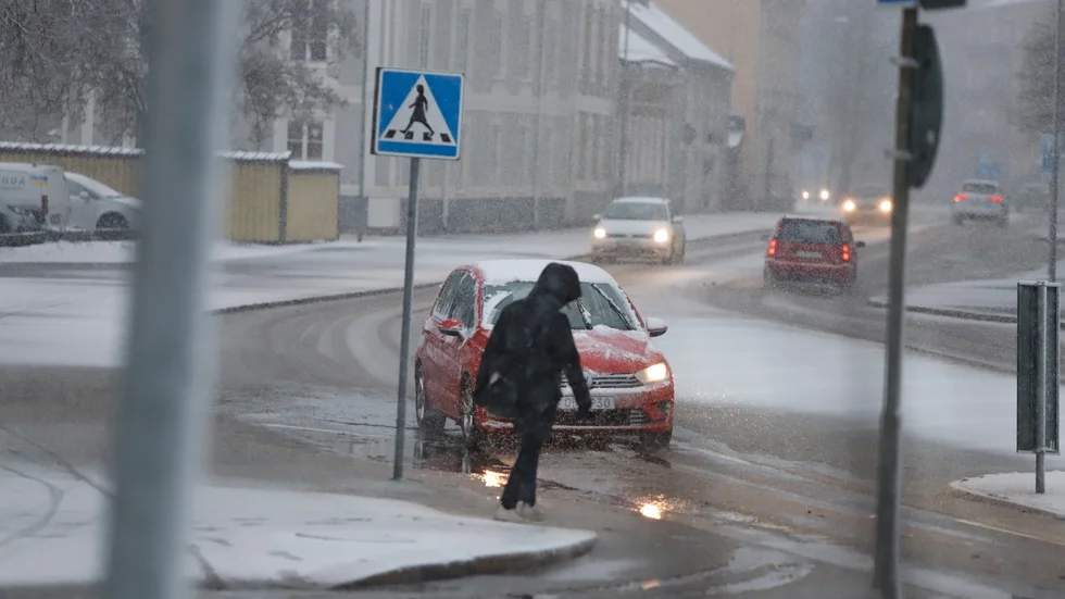 Simon Olofsson tycker att alla blir fula i blida. (Arkivbild)