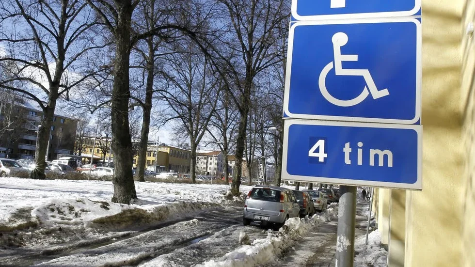 Bristande hänsyn. Parkeringsplatser för funktionshindrade respekteras inte i Uppsala, skriver Anders Bengtsson.