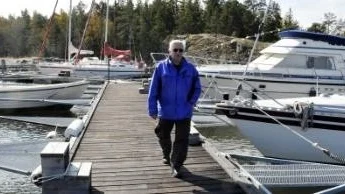 Den som vill ha en båtplats i Katrinörarnas småbåtshamn ffår vara beredd på att vänta i flera år, säger båtklubbens ordförande Janeric Thelin.
