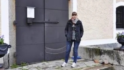 Ulrika Borger Dåderman, verksamhetsledare på Stiftelsen Leufsta berättar att de håller magasinet öppet i egen regi med konstutställning och information om Lövstabruk och övriga bruksområden.
