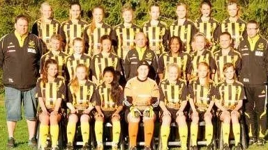 Från vänster översta raden: Paulina Löf, Karolina Åhman, Klara Kindmark, Filippa Andersson, Ida Cegerblad, Sofia Lidén, Lucy Nordmark, Rakel Sanner. Vänster mitten rad: Tomas Löf, Sofie Hassarby, Ronja Aldén, Jovana Marcenic, Björn Aldén, Ariam Berhane, Agnes Aronsson, Nora Färdig, Erik Högberg. Vänster längst ner: Julia Carlsson, Elsa Högberg, Marika Sjöblom, Lina Gustafsson, Michaela Thiger, Matilda Sandman, Lovisa Selén.