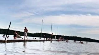 Lyssnaängsbadet.