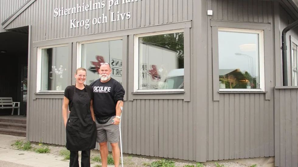 Paret Lisa Dahlgren och Tommy Hölling driver Stiernhielms krog och livs i Gunsta.