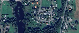 Hus på 167 kvadratmeter från 1976 sålt i Jämtön, Råneå – priset: 900 000 kronor