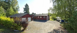 Nya ägare till villa i Krägga, Bålsta – prislappen: 3 250 000 kronor