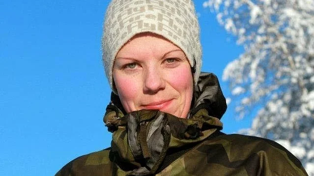 Lycka. Ann-Sofie Kerttu fällde sin första älg i början av september. Hennes sambo filmade det och klippet har blivit en viral succé.