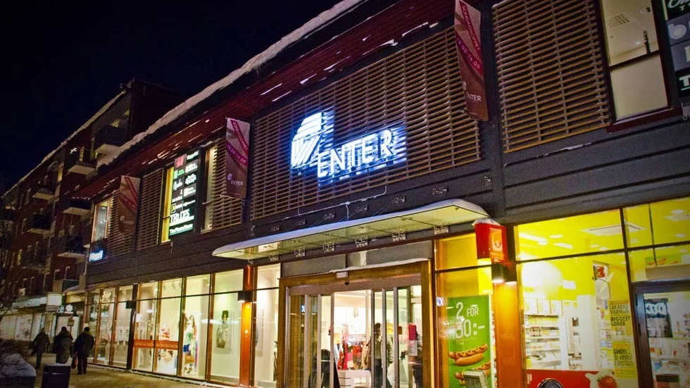 Öpnnar. Till vintern öppnar JobbCenter i gallerian.