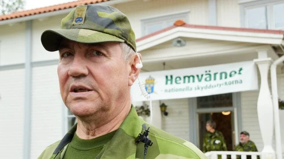 "VÄLDIGT TRÅKIGT." Nils-Göran Strömbäck om att vägen till Lombens skjutfält är borta.