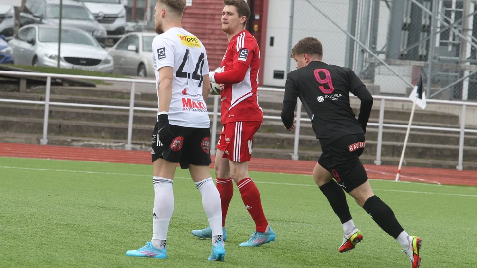 Maifs målvakt David Ahlberg gjorde det bra med många räddningar. Det blir poäng i MVT-ligan. Ahlberg var bra, tillsammans med målskyttarna Simon Karlsson och Alexandar Mutic.