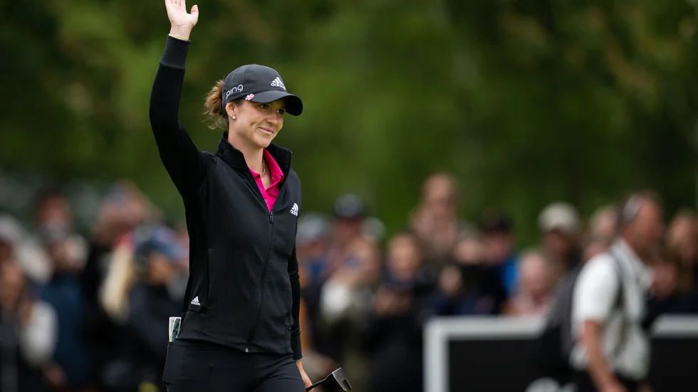 Linn Grant tog en imponerande seger i Scandinavian Mixed.