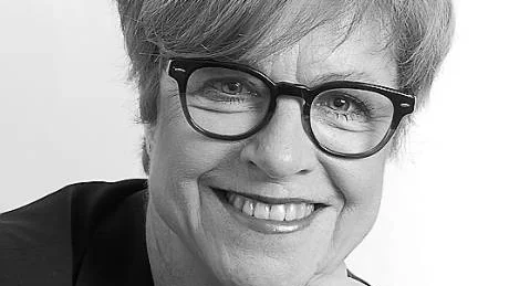Gotlands landshövding Cecilia Schelin Seidegård har skrivit avtal...