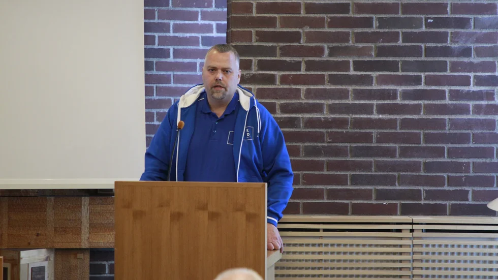 Peter Lundberg (KD) kände inte till att pappan utreds för grovt barnpornografibrott. "Det känns tragiskt att vi fortsätter ha brister i socialtjänsten där vi inte får tillräckliga beslutsunderlag", säger han. (Arkivbild)