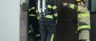 Brand i källare orsakade omfattande rökutveckling – boende tvingades evakueras