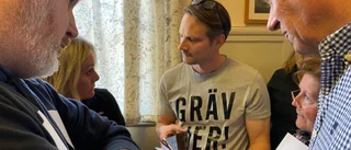 Gräv ner-gruppen kräver svar före valet: "Var står politikerna?