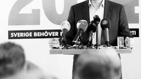 Statsminister Fredrik Reinfeldt gav inget hoppfullt besked om färjetrafiken.