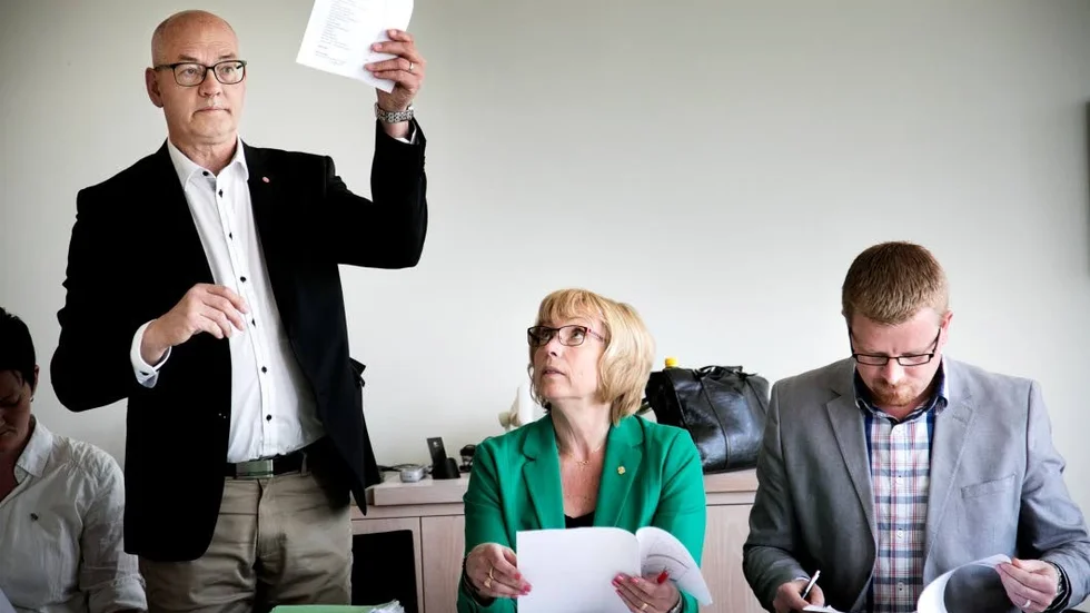 Ansvarstagande politiker. När majoriteten och oppositionen gemensamt ställde sig bakom budgeten för 2016 visade det på en grundläggande ansvarskänsla.