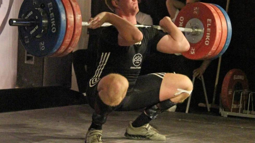 Jonathan Bergqvist blev bästa herrlyftare på tävlingen.