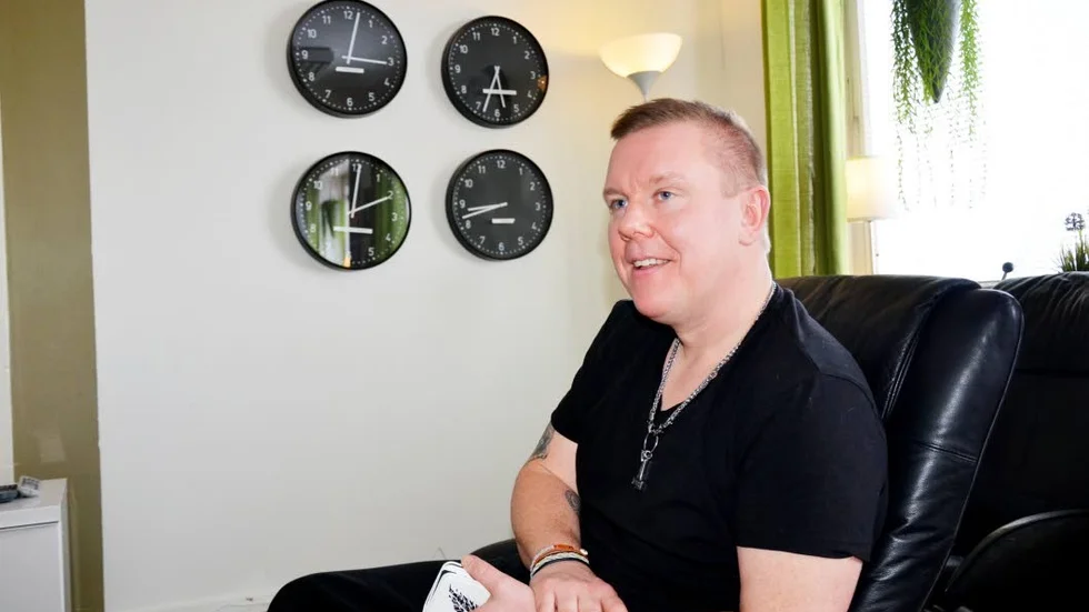 Blodad tand. Tomas Vedestig (Öfa) gillar att stå på scen.