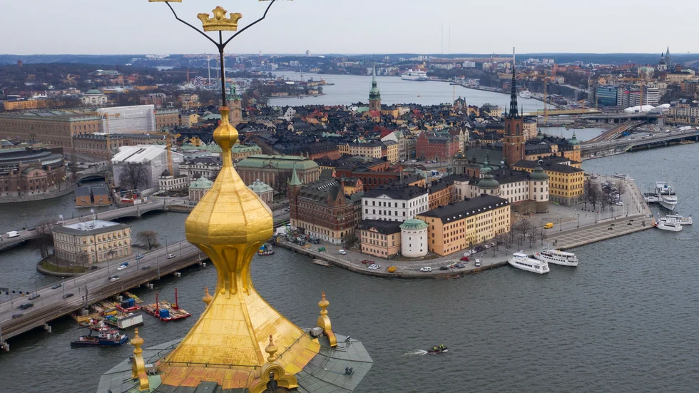 Stockholms stadshus och centrala Stockholm från ovan. Arkivbild.