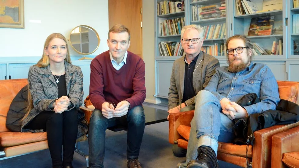 Sedan årsskiftet är Kiruna kommun medlemmar i Tornedalsteatern. Från vänster: Carina Henriksson, teaterchef, Roger Suup, kultur- och utbildningsnämndens ordförande, Conny Persson, kulturchef och Markus Forsberg, barn- och ungdomsteaterledare, Tornedalsteatern.