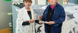 Målar i protest mot flygövning