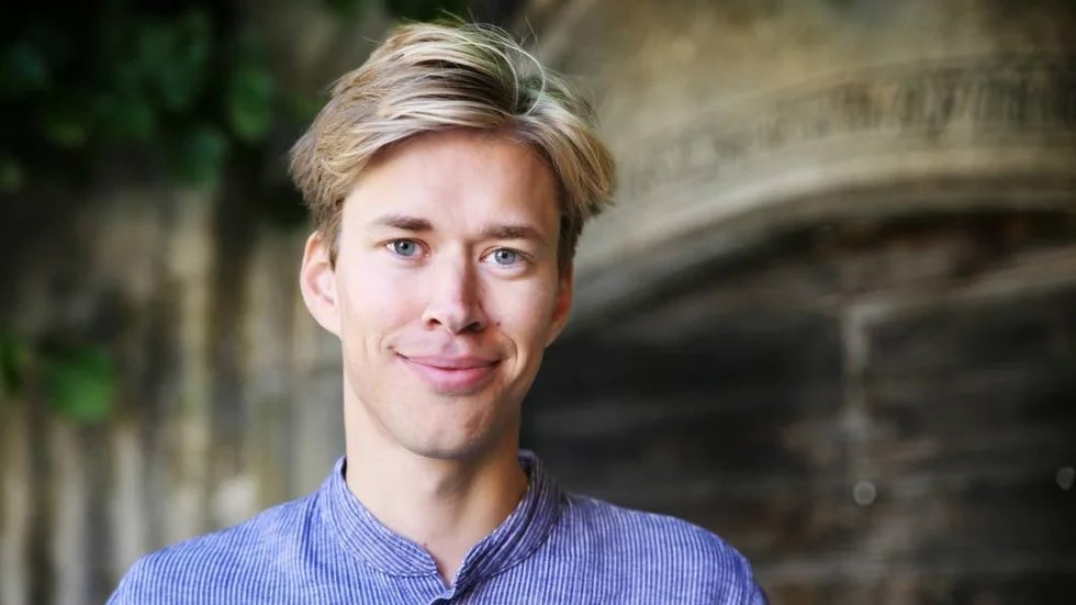 Rasmus Lund, språkvetare som studerar skillnaden och relationen mellan gutamål och gotländskan.