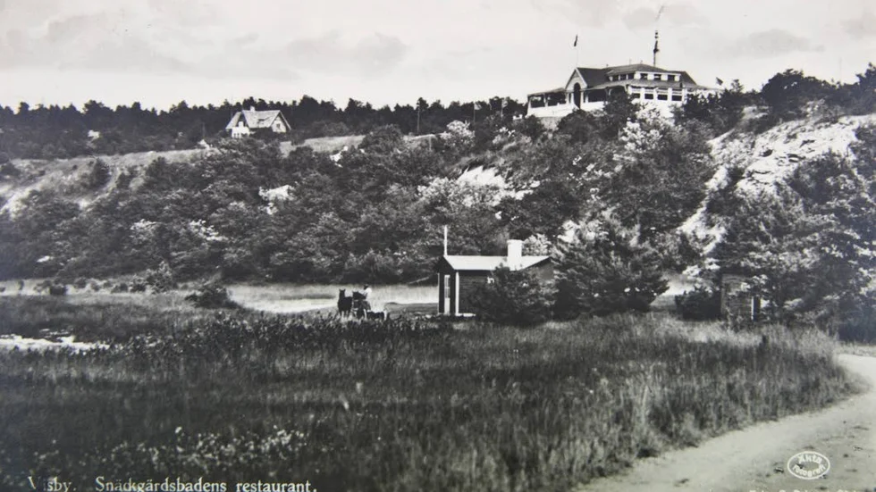 Vykort över Snäckgärdsbaden från 1920-talet.