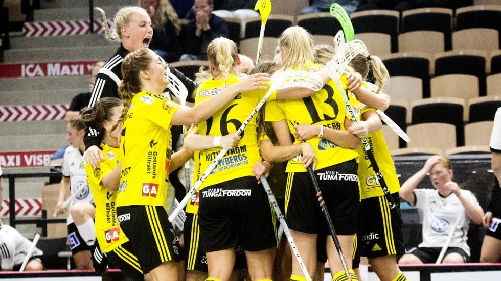 Jubel. Endre tog tre nya poäng mot Dalen.