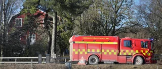 Kraftig villabrand i Alskog – granne larmade