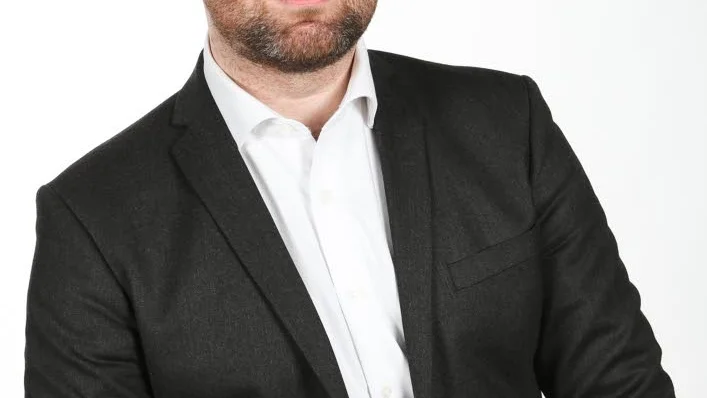 M-ordförande. Skolpolitikern Nihad Zara, 29 år, tar över som ny ordförande för Moderaterna i Luleå.