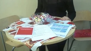 Lisa Cederlund är en av dem som går omvårdnadsprogrammet.