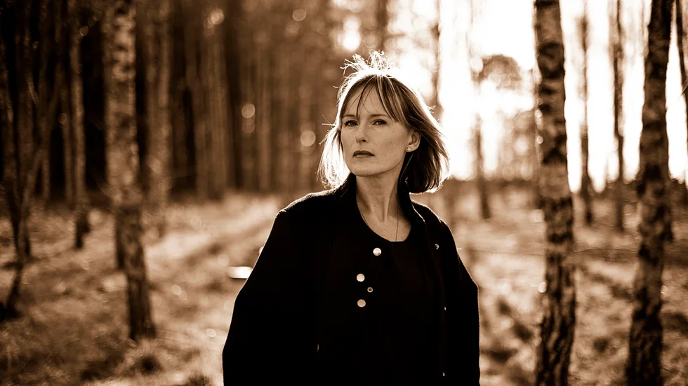 Cajsastina Åkerström får Olle Adolphsons minnespris 2022. Pressbild.